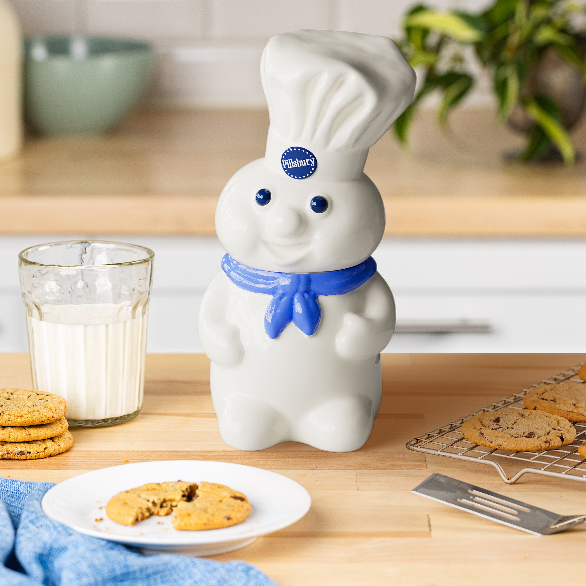 保存容器・ケース supreme Doughboy pillsbury cookie jar Supreme x Pillsbury - Box Logo Doughboy Ceramic Cookie Jar